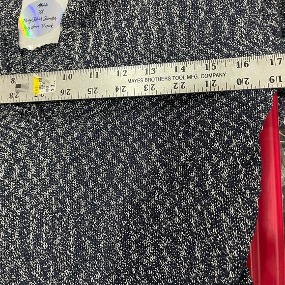 Cozy Black and White Knit Sweater, very warm and super soft. - Picture 3 of 7